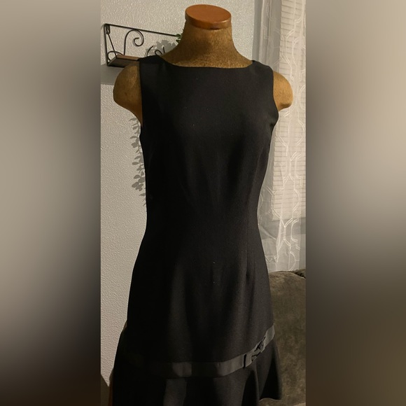 Karl Lagerfeld Sleeveless Dress - Picture 5 of 6